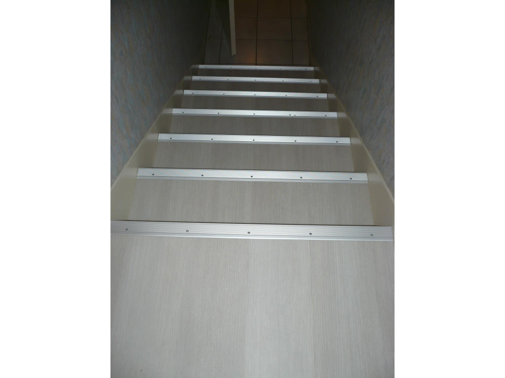 cage d escalier sol pvc